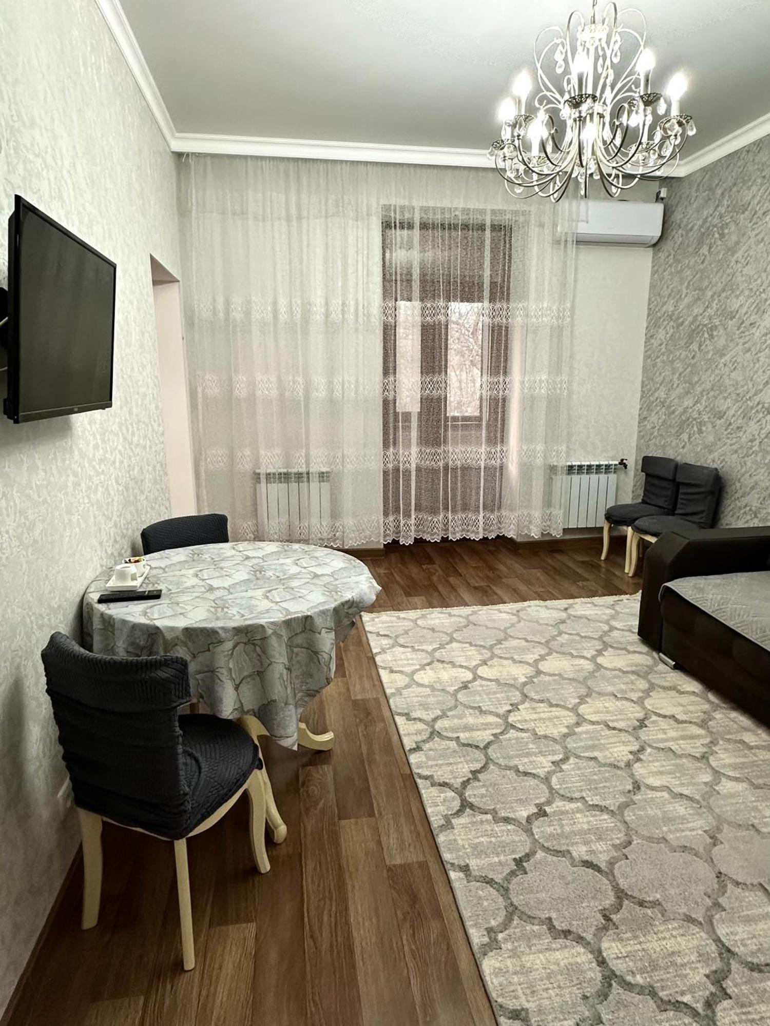 Майлина 10 Аэропорт Apartamento Turksib Exterior foto